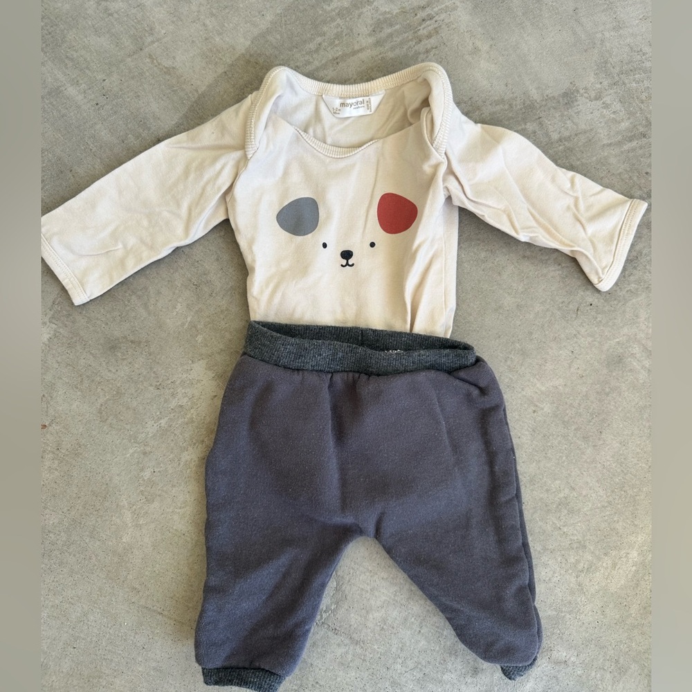 Adorable Baby Outfit with Dog Design